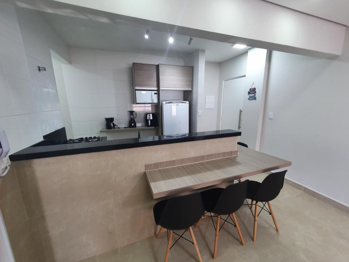 Apartamento Enseada Guarujá 2 qtos 6 pess 300 mts praia lindo Exterior foto